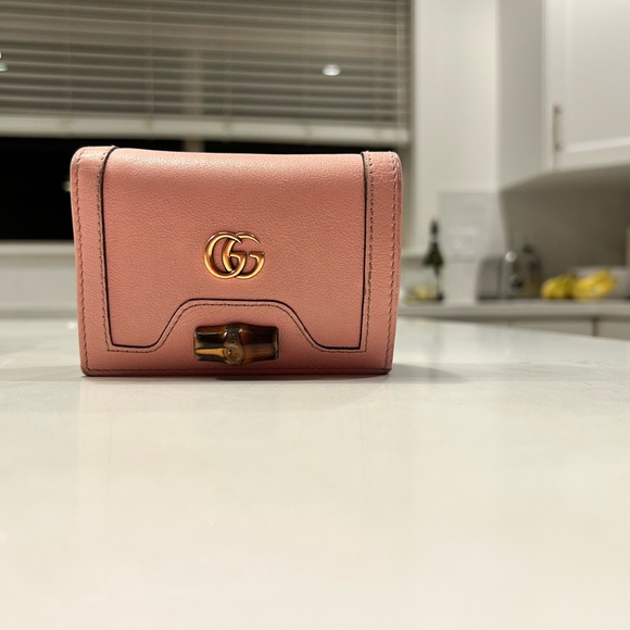 Gucci Diana Wallet - Picture 6 of 11